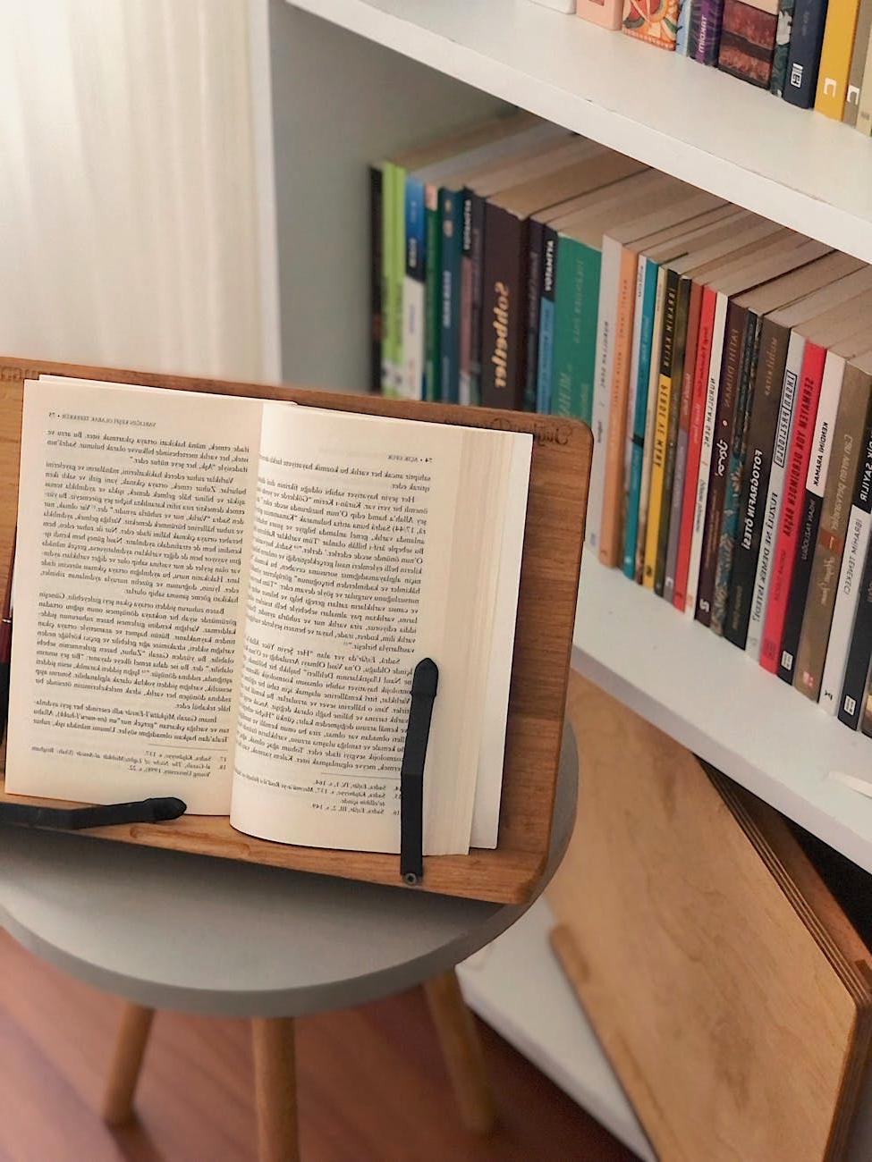 Cozy reading corner with adjustable task lighting for evening relaxation